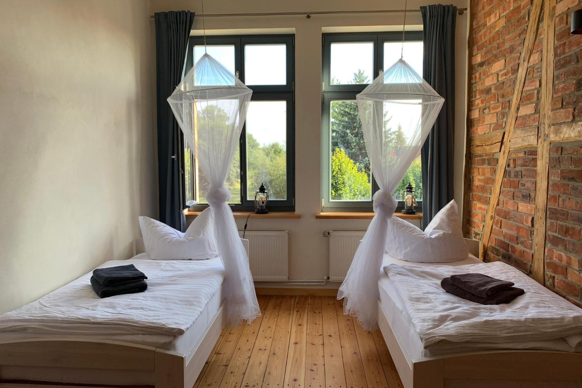 Alter Gasthof Missen Vetschau Exteriör bild
